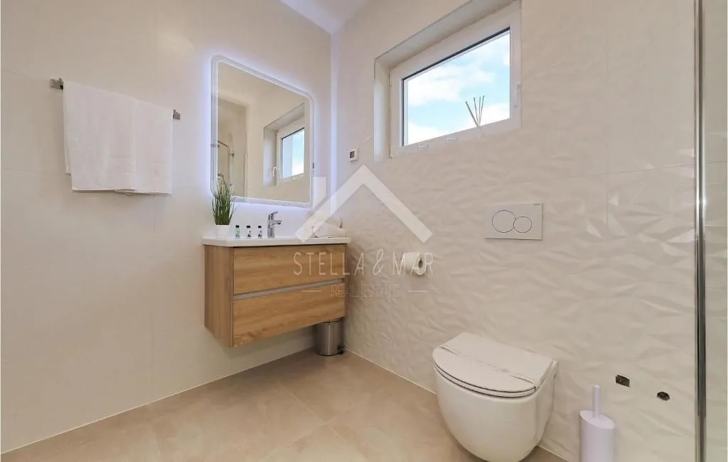 predivna villa sa bazenom i jacuzzijem - zaton, nin - slika 19