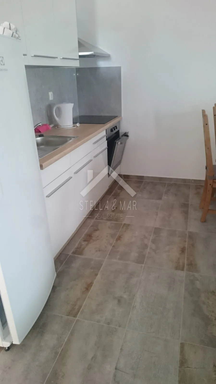 kuća sa tri stana, novogradnja - vir - slika 10
