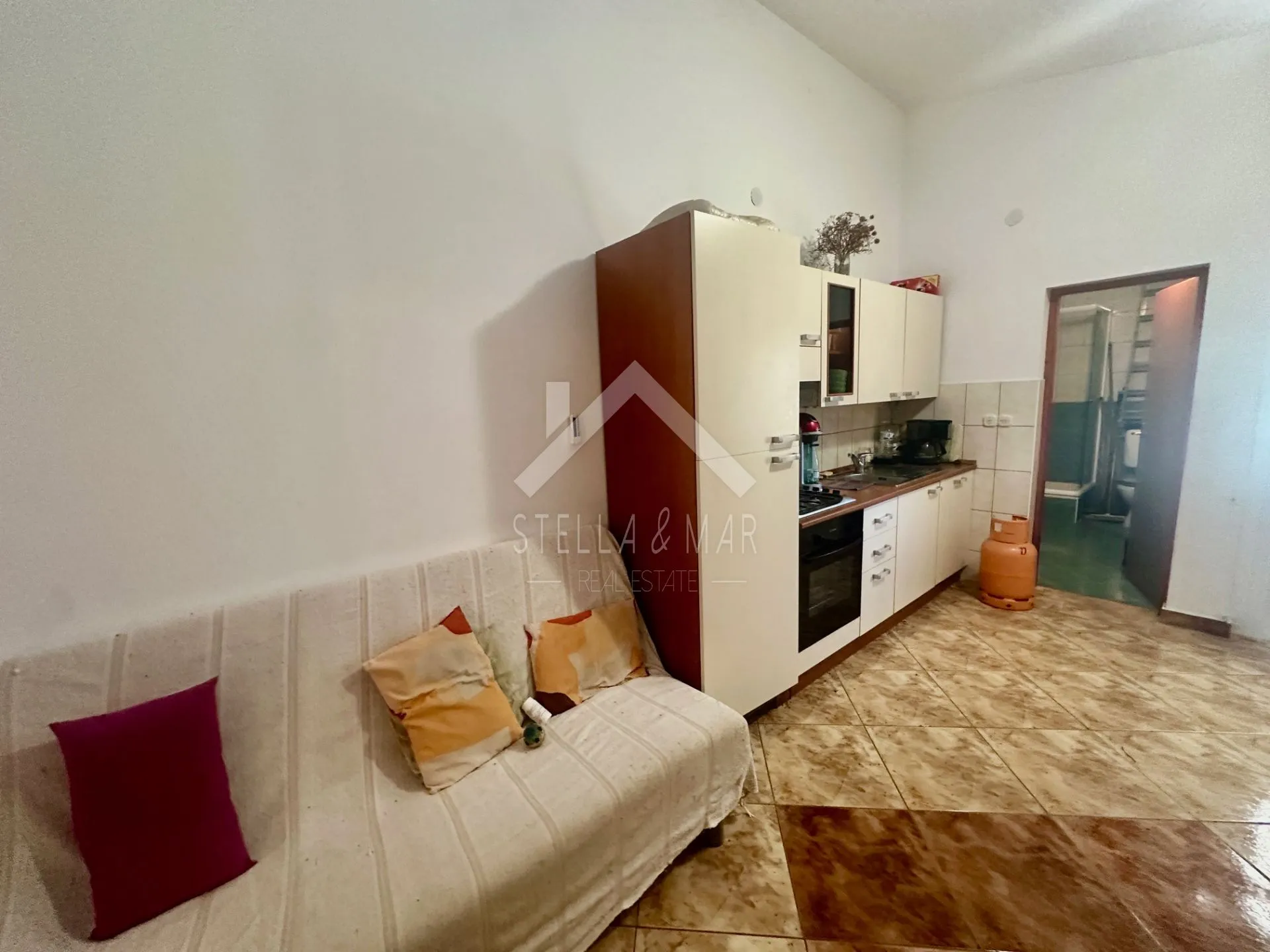 prizemnica sa 2 stana, pored plaže - vir - slika 24