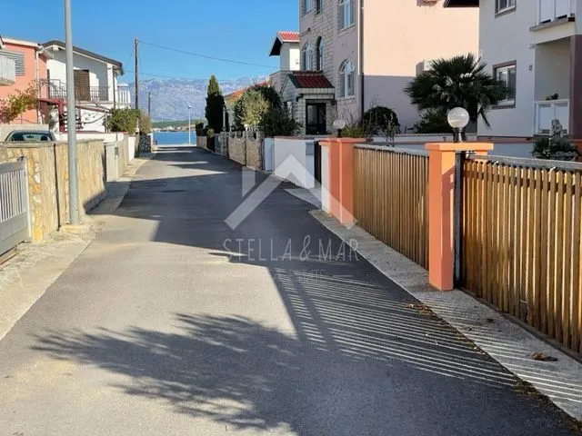 kuća sa 4 apartmana, 50m od mora - nin - slika 2
