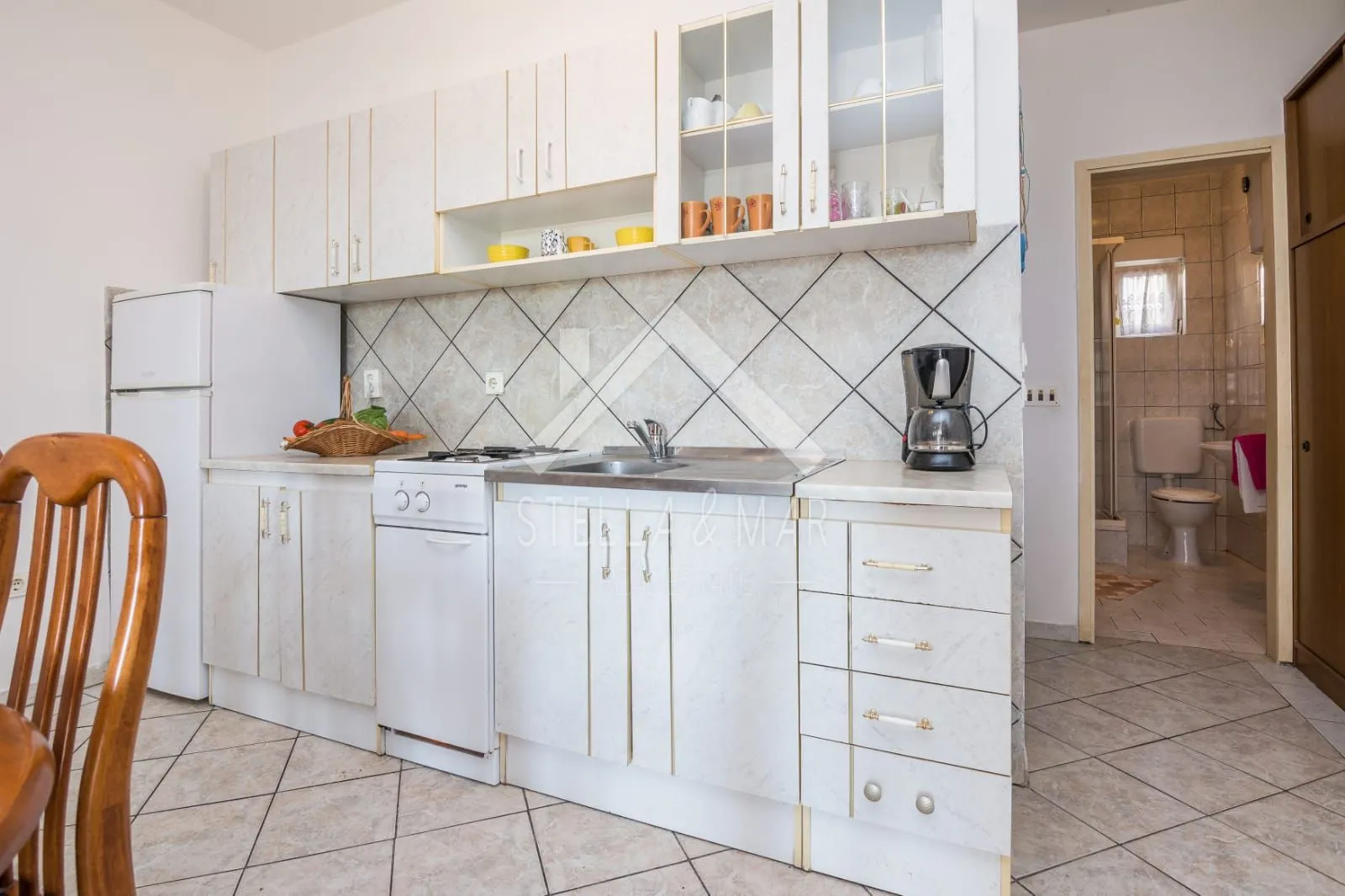 apartmanska kuća prvi red do mora - vir - slika 15