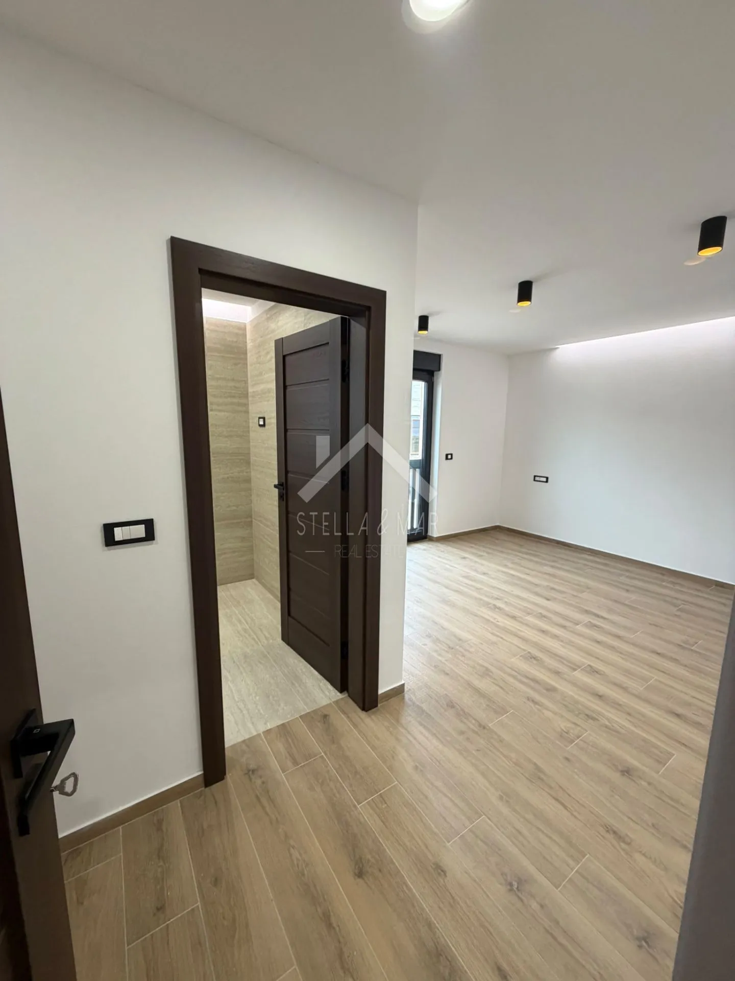 dvojna kuća sa bazenom - sabunike - slika 3