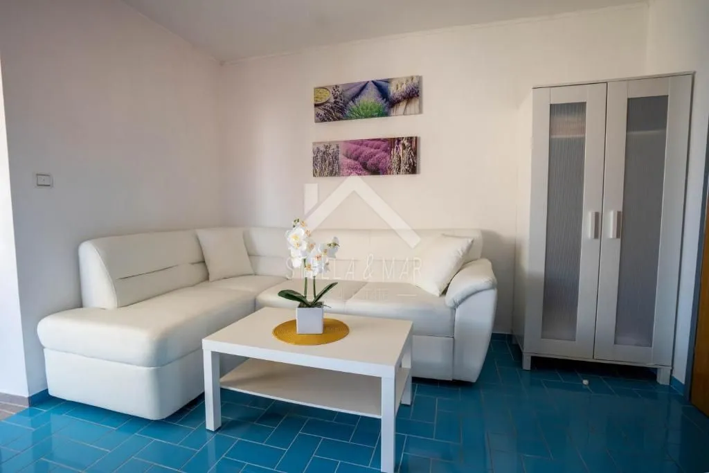 samostojeća kuća sa 5 apartmana - vir - slika 10