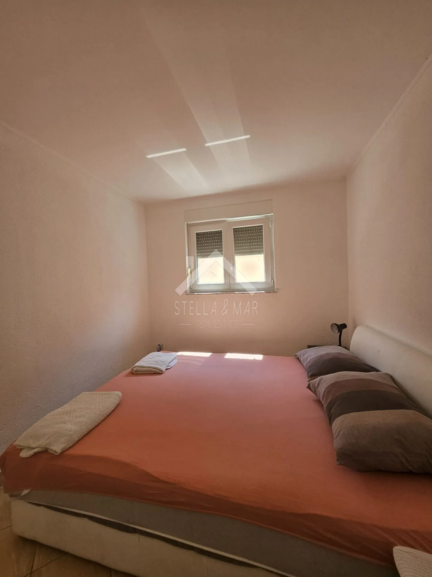 kuća sa 4 apartmana - vir - slika 23