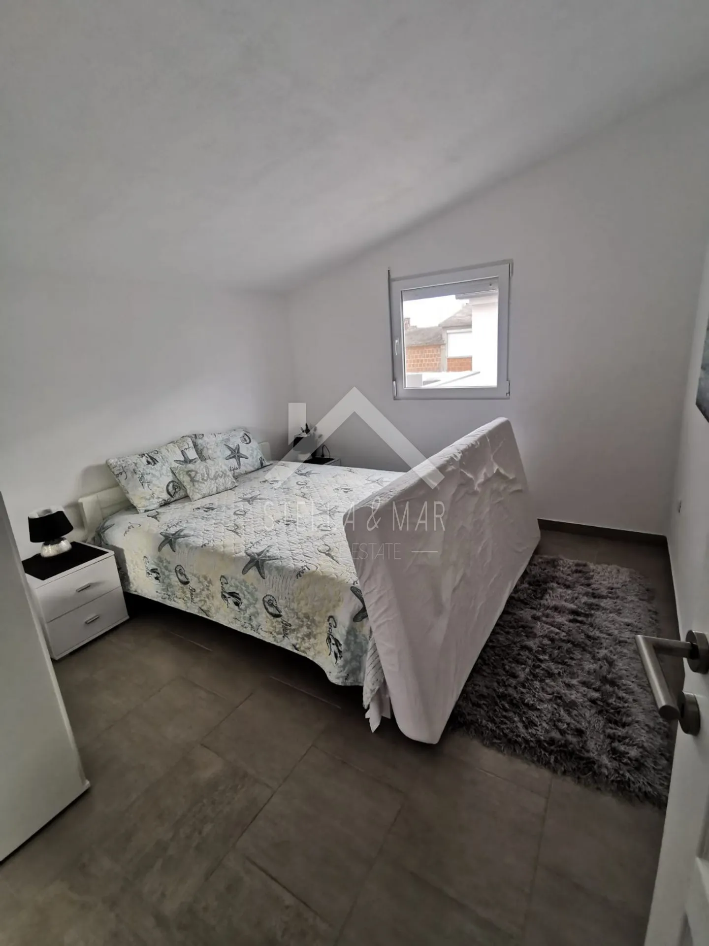 kuća sa 3 apartmana i prostranim dvorištem - vir - slika 21