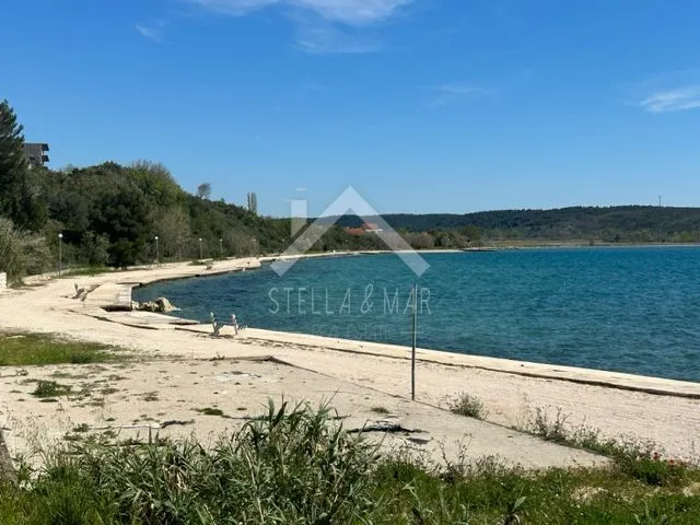 Građevinsko zemljište drugi red do mora - Rtina - Rtina, Ražanac