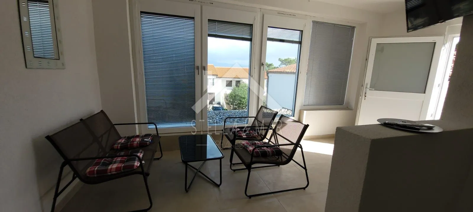 dvojna kuća sa dva apartmana -vir - slika 14