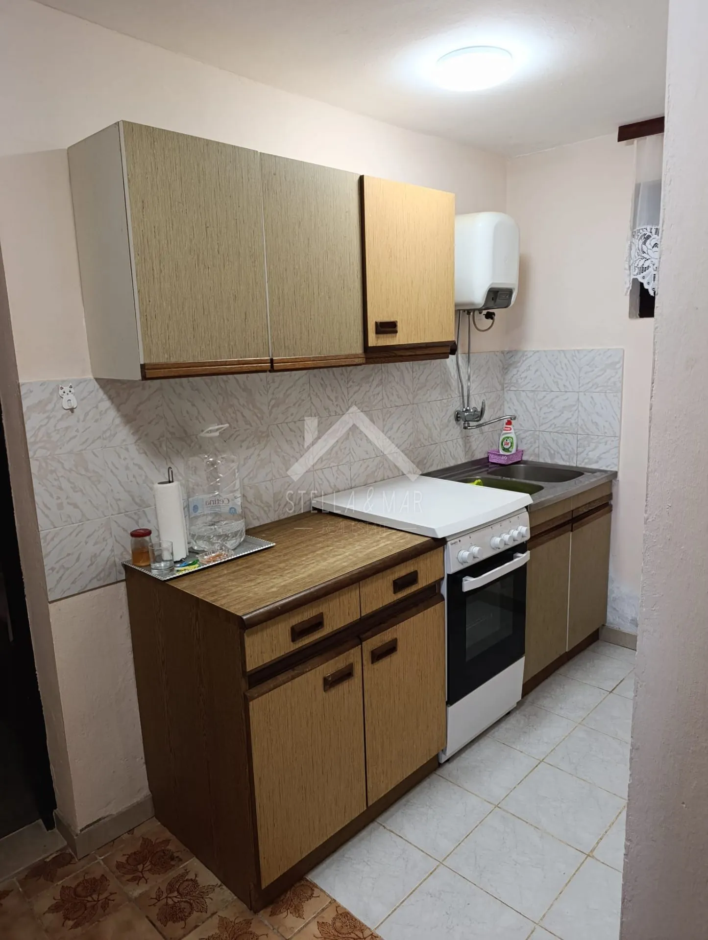 kuća sa dva stana 240m do mora, pogled - vir - slika 26