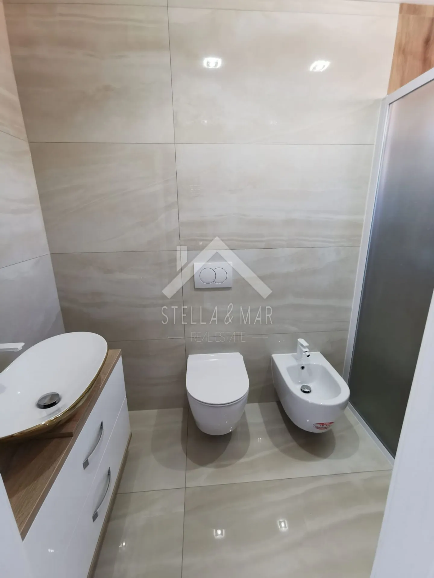 luksuzna villa sa bazenom u centru - vir - slika 30