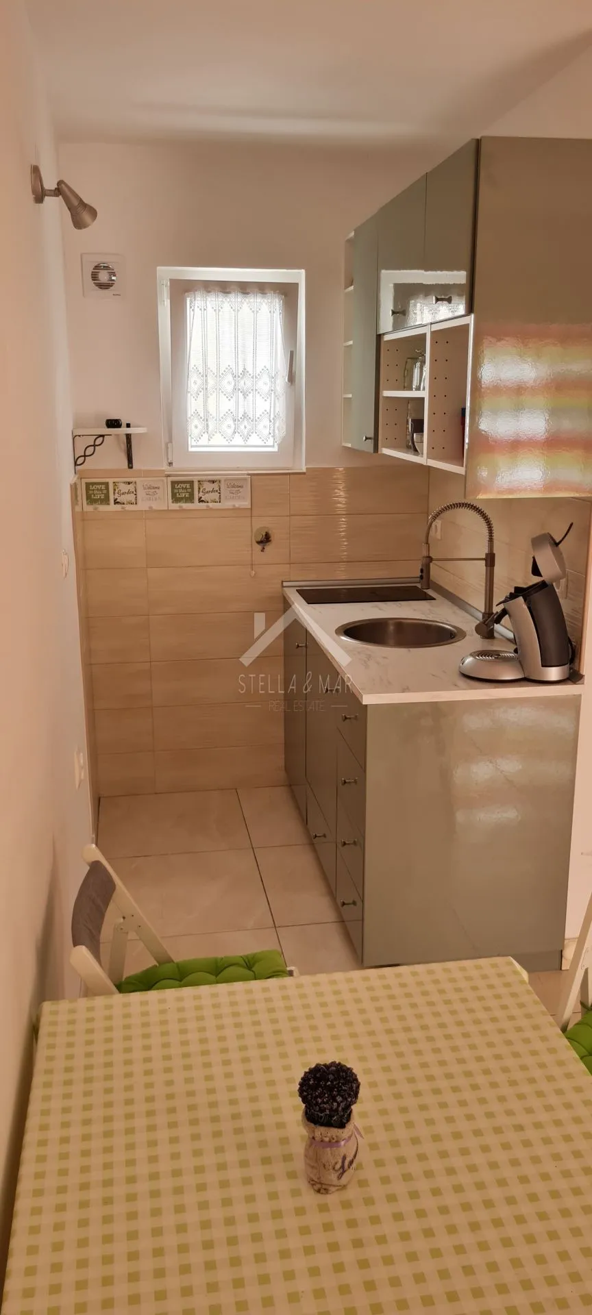 kuća sa 4 apartmana, južna strana - vir - slika 32