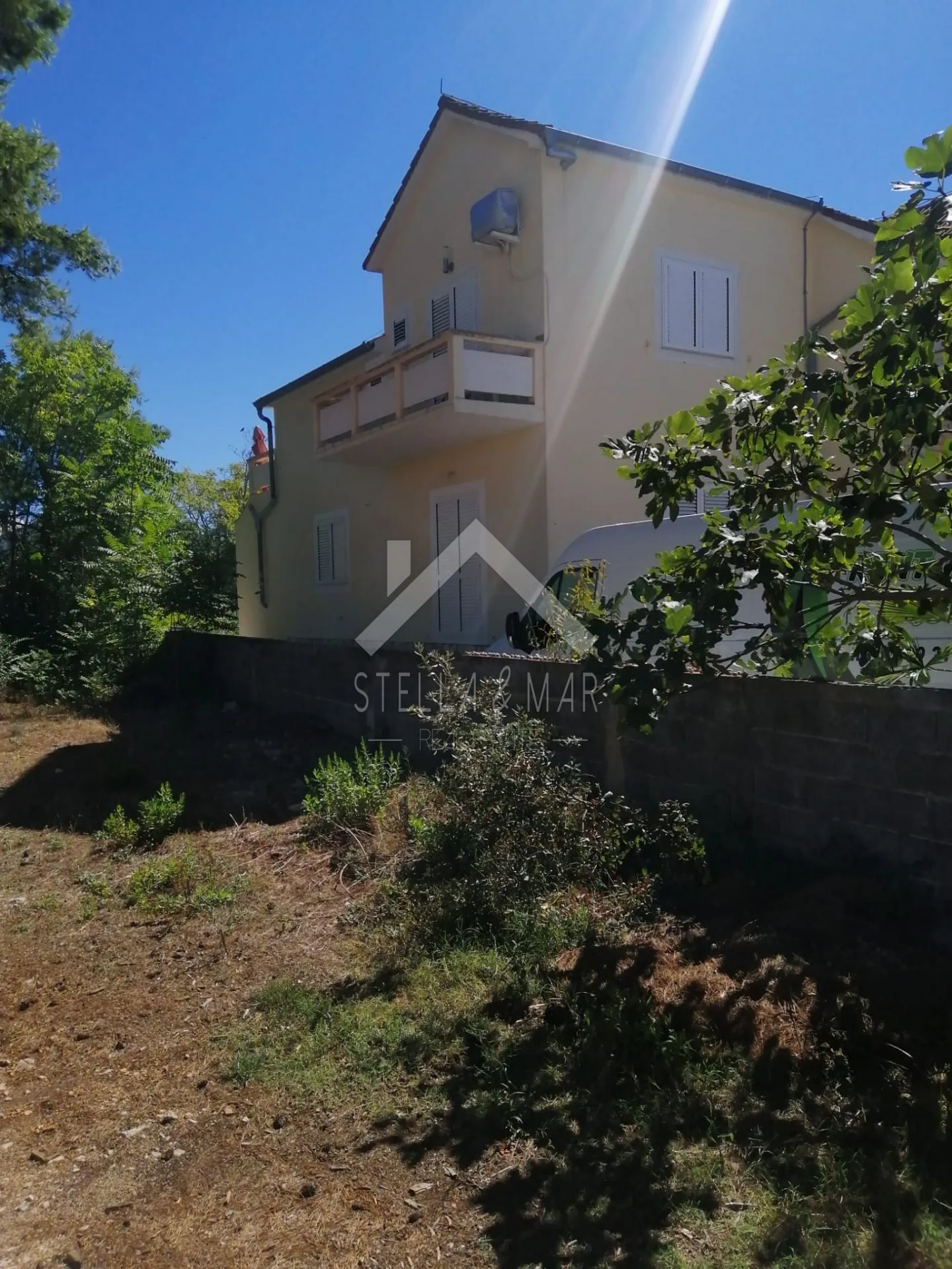 kuća sa 5 apartmana, garaža, podrum - vir, centar - slika 43
