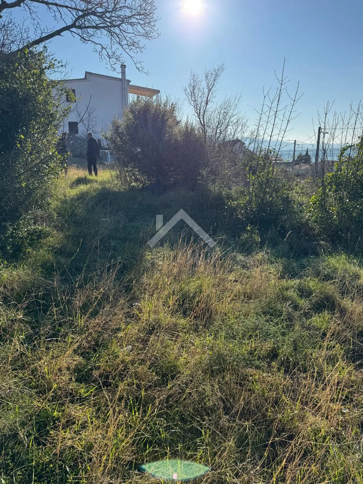 građevinsko zemljište 712m2 - maslenica - slika 3