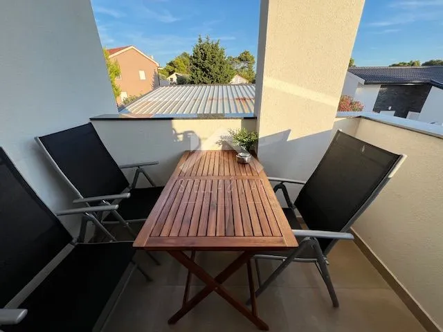 dvosobni apartman sa krovnom terasom - vir - slika 26