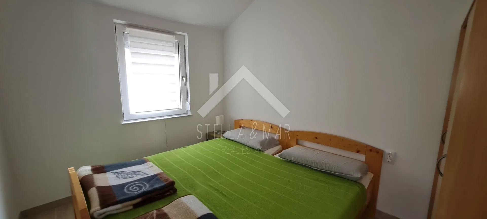 kuća sa 4 apartmana, južna strana - vir - slika 19
