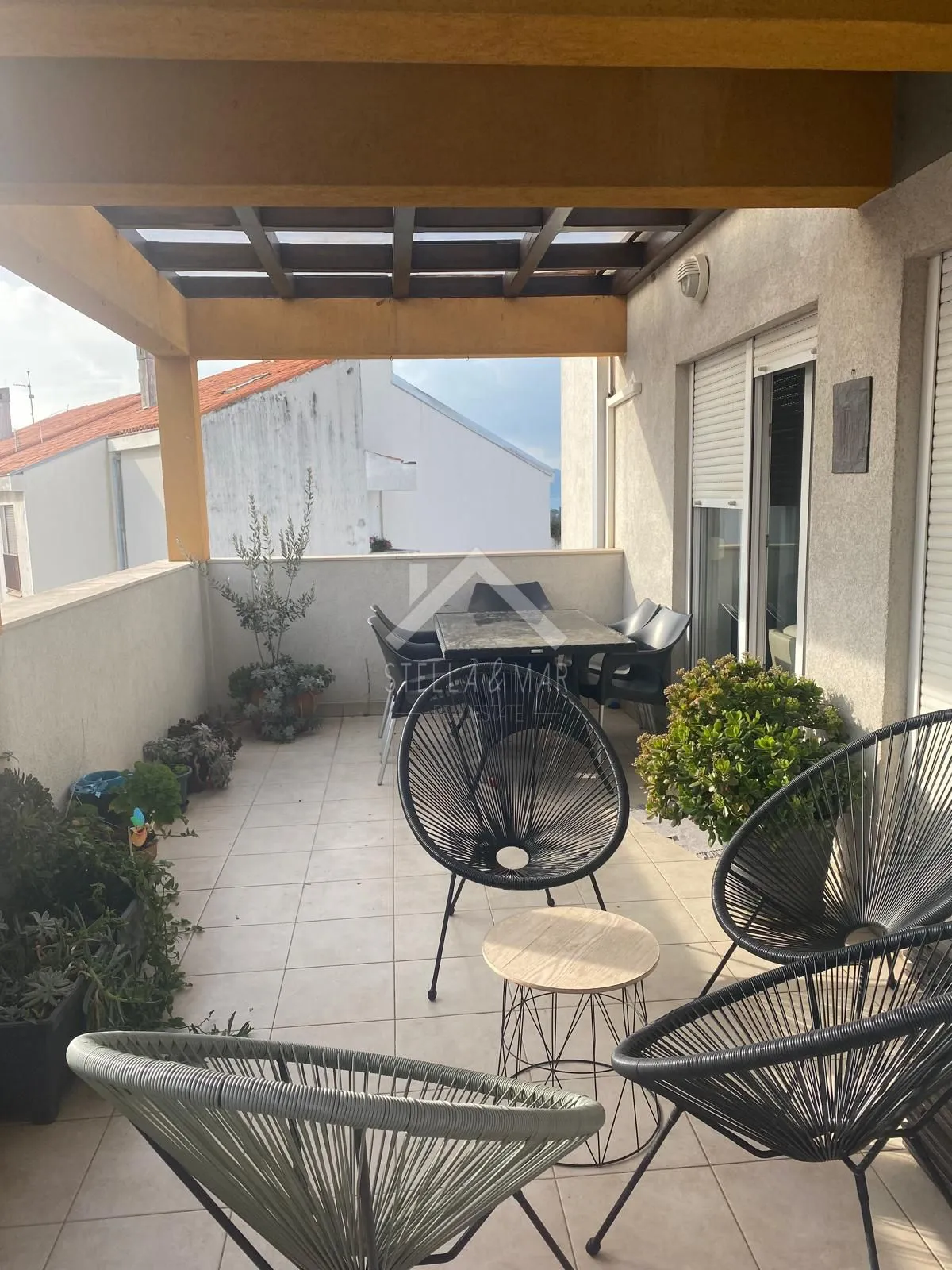 stan sa tri spavaće sobe, namješten, pogled - petrići, zadar - slika 10