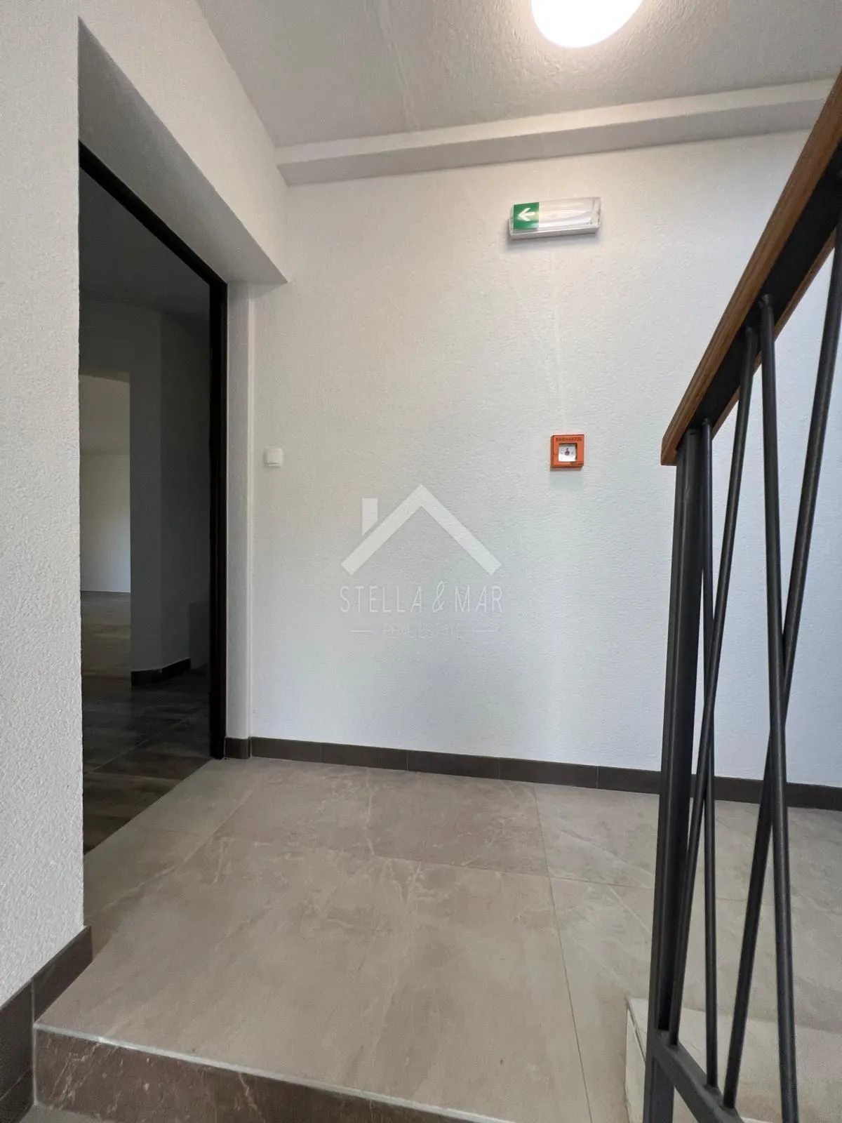 dvosobni apartman sa vrtom - privlaka - slika 7