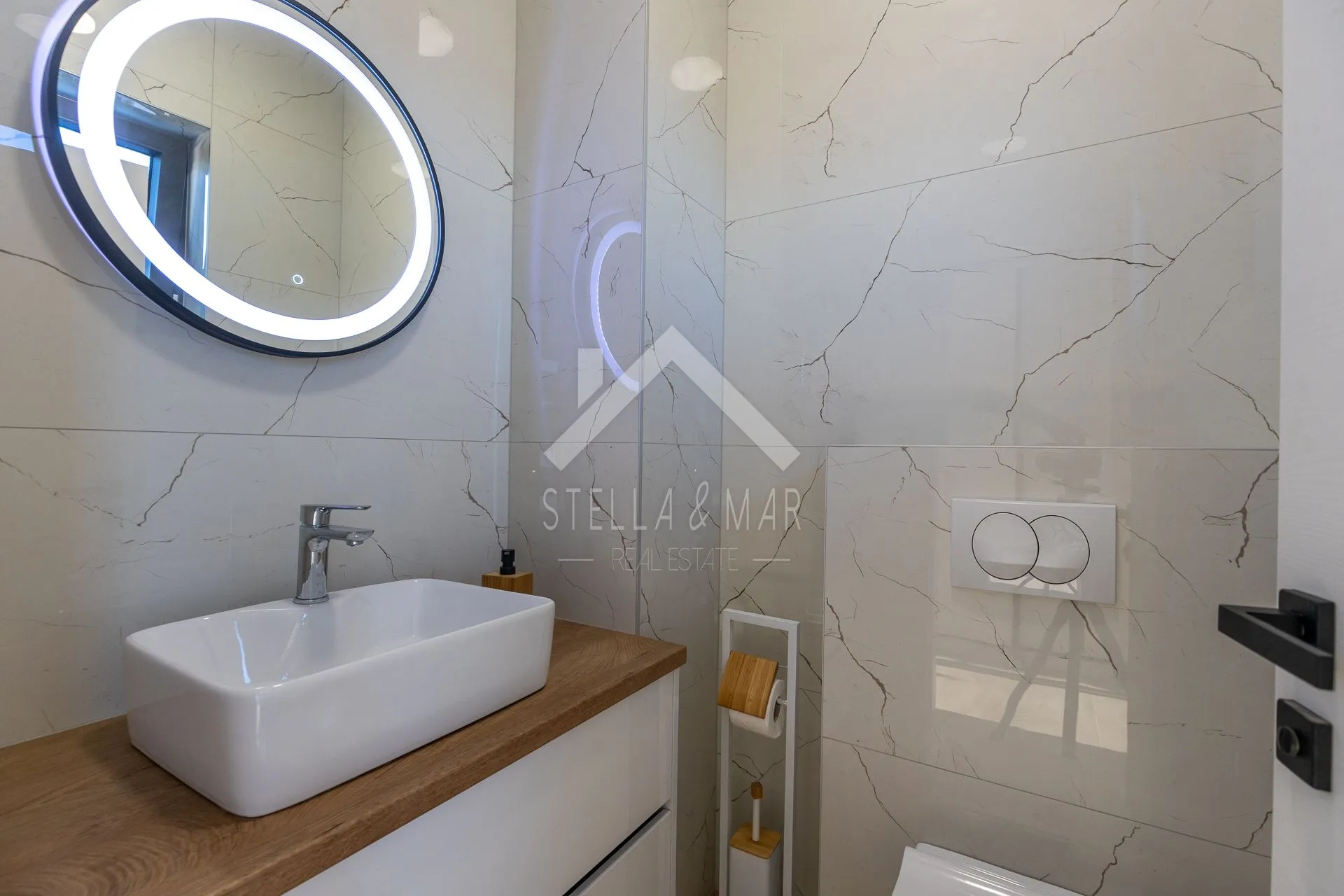 atraktivna villa sa bazenom sa sadržajima - zaton-nin, zadar - slika 38