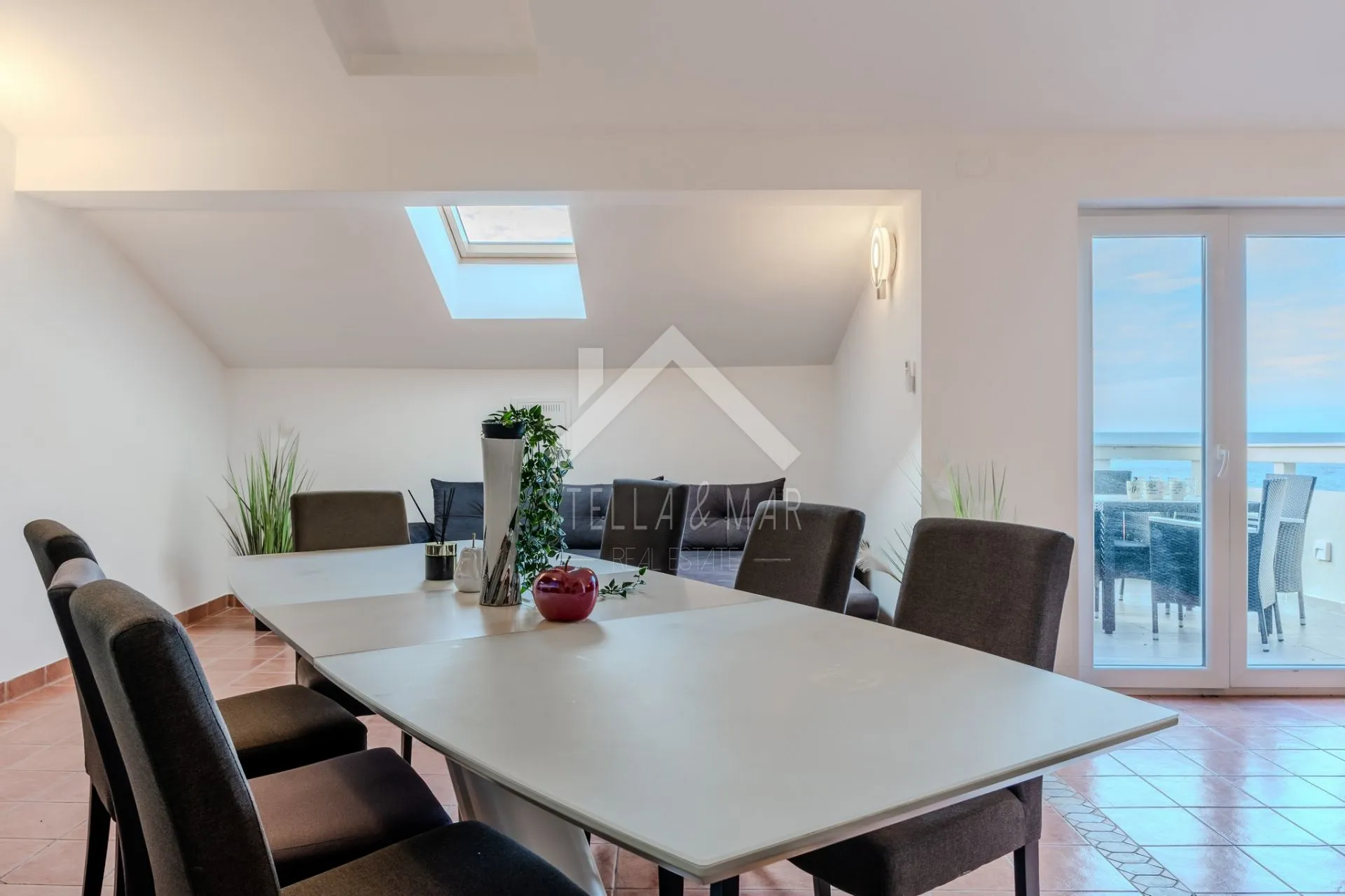 prekrasan apartman sa pogledom na more - novalja - slika 8