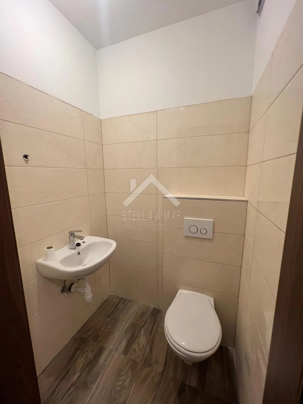 dvosobni apartman sa vrtom - privlaka - slika 19