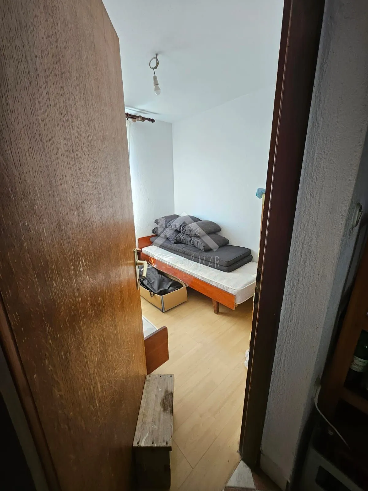 apartman 2 spavaće sobe, terasa 20m2, pogled - vir - slika 9