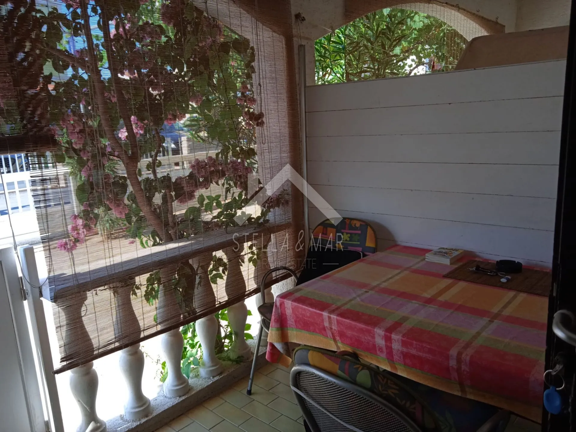 kuća sa 4 apartmana 80m od mora - slika 4