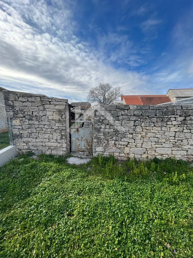 stara kuća sa okućnicom 550m2 - pridraga, zadar - slika 4