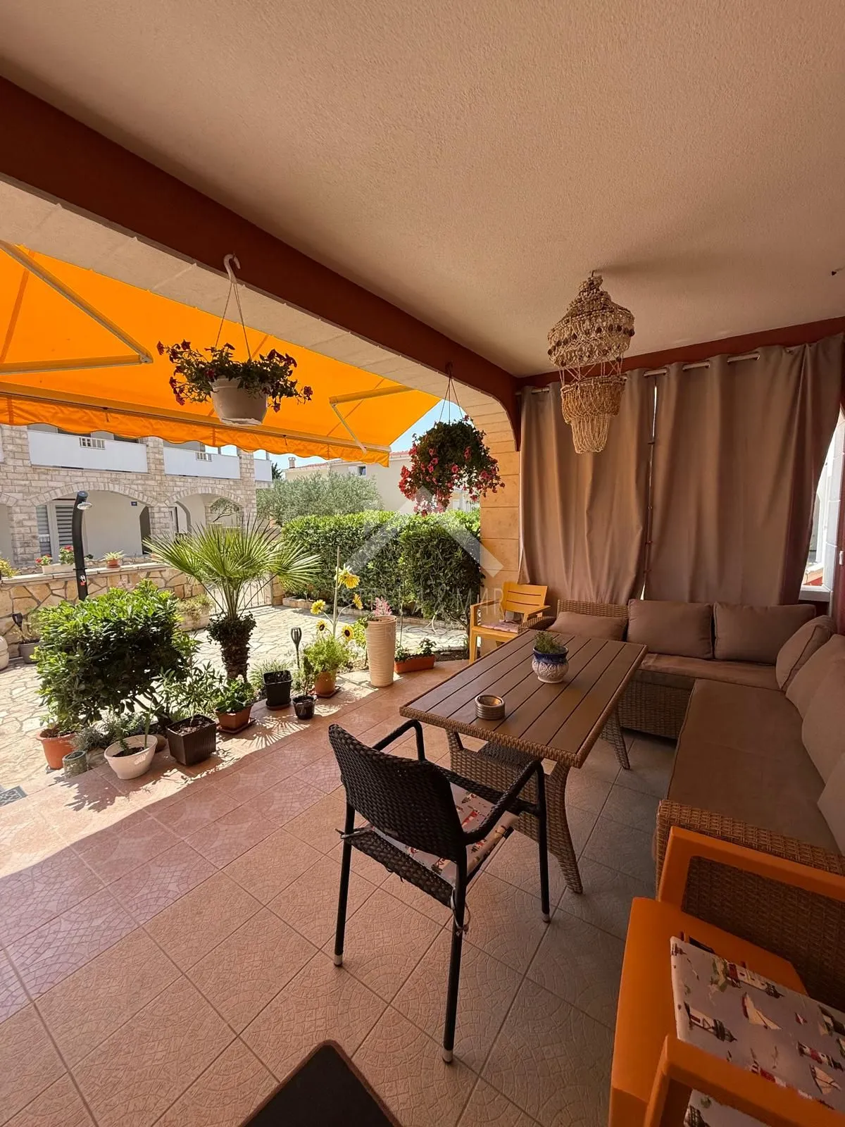 apartmanska kuća 20m do mora - vir - slika 5
