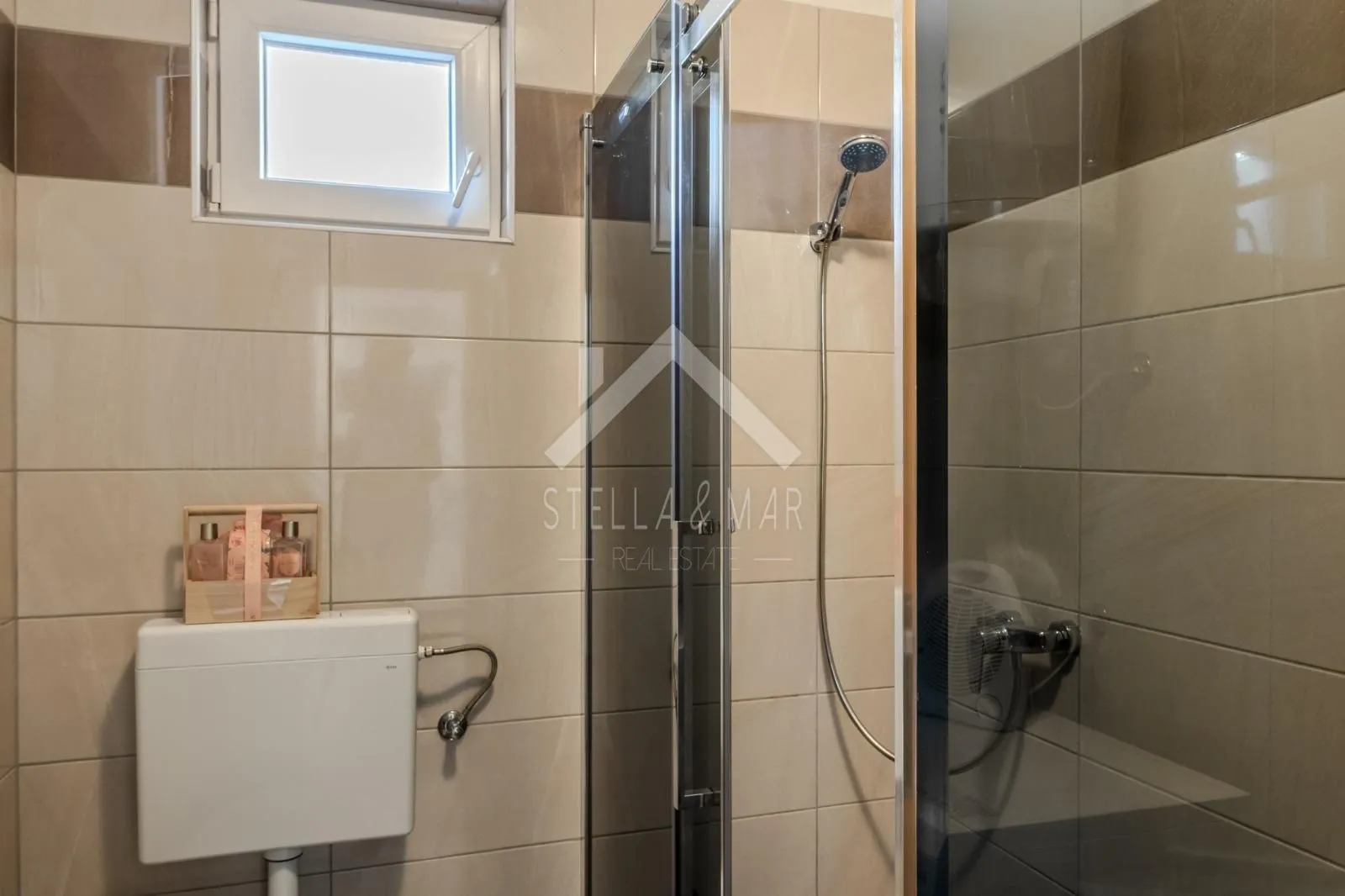 prekrasna villa sa bazenom - posedarje - slika 23