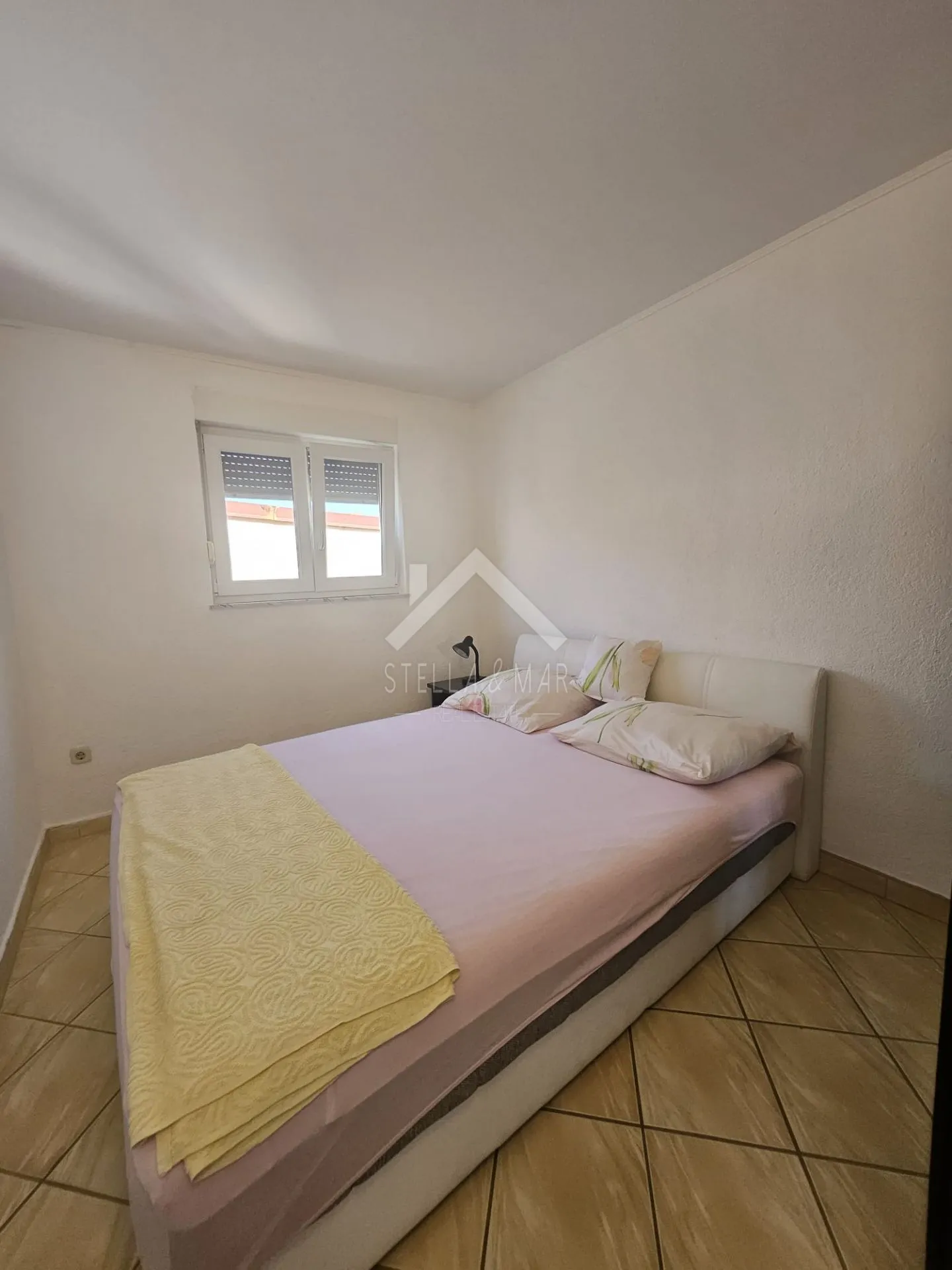 kuća sa 4 apartmana - vir - slika 11