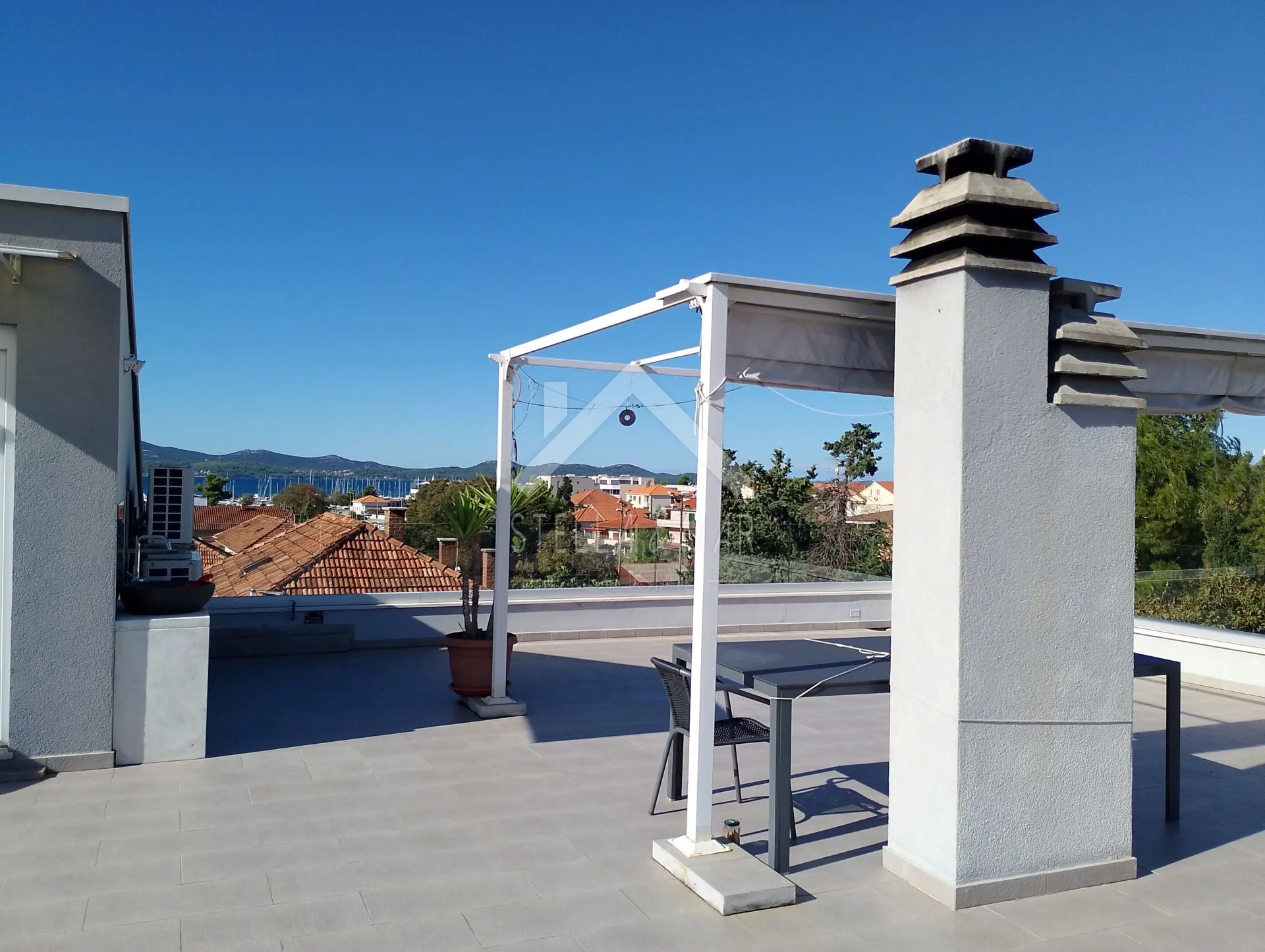 predivna vila na atraktivnoj lokaciji - borik, zadar - slika 37