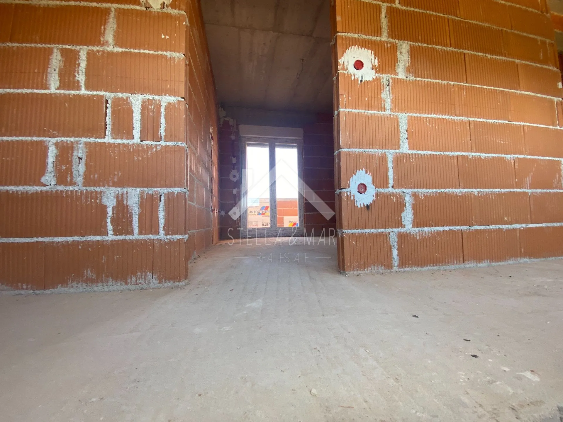 luksuzna vila sa bazenom - slika 14