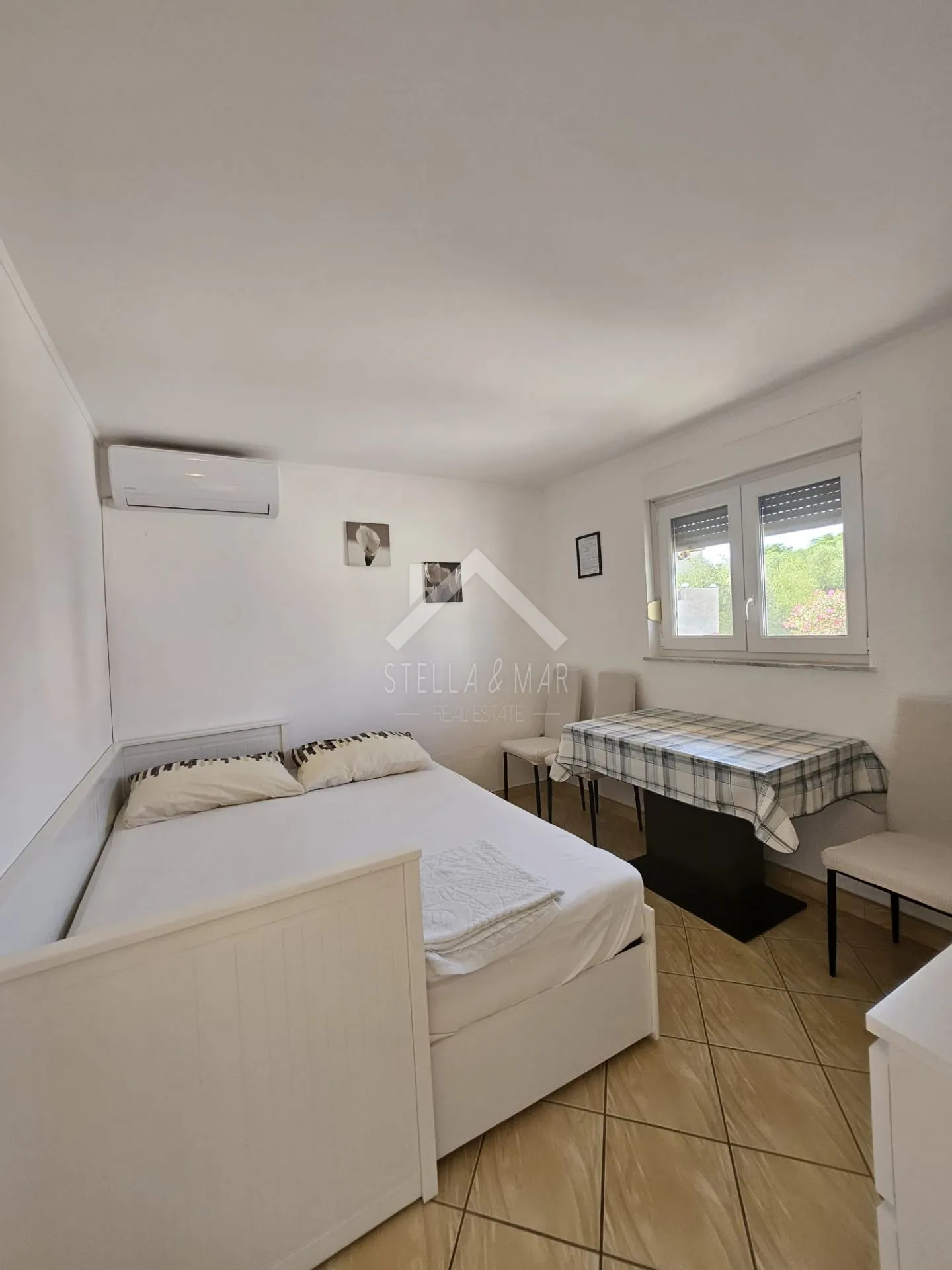 kuća sa 4 apartmana - vir - slika 20
