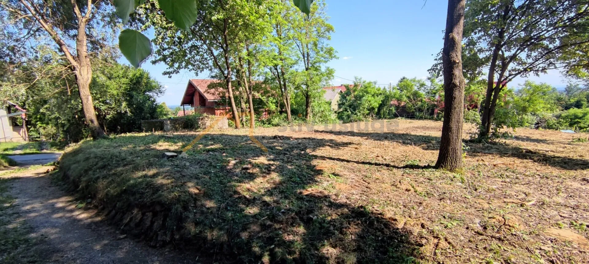 parcela 1.094 m² s građevinskom dozvolom za vikendicu – hrebinec - slika 3