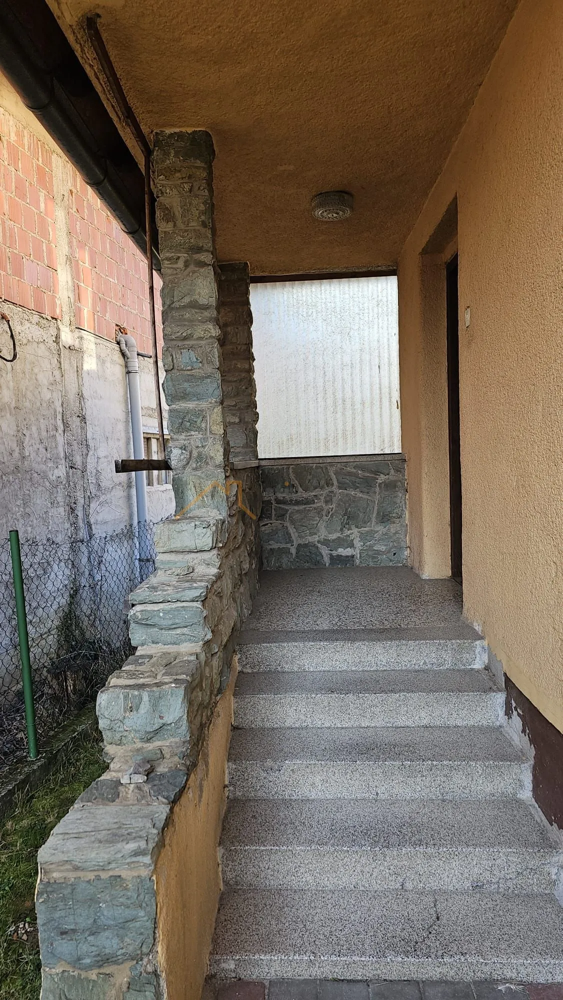 kuća, dugo selo, ulica josipa predavca 200 m2 - slika 9