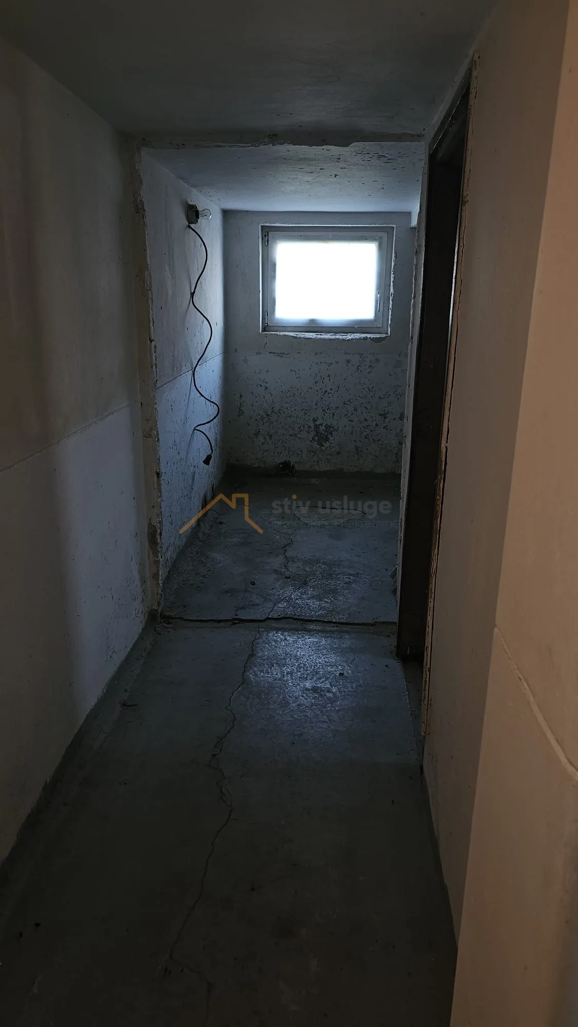 kuća, dugo selo, ulica josipa predavca 200 m2 - slika 18
