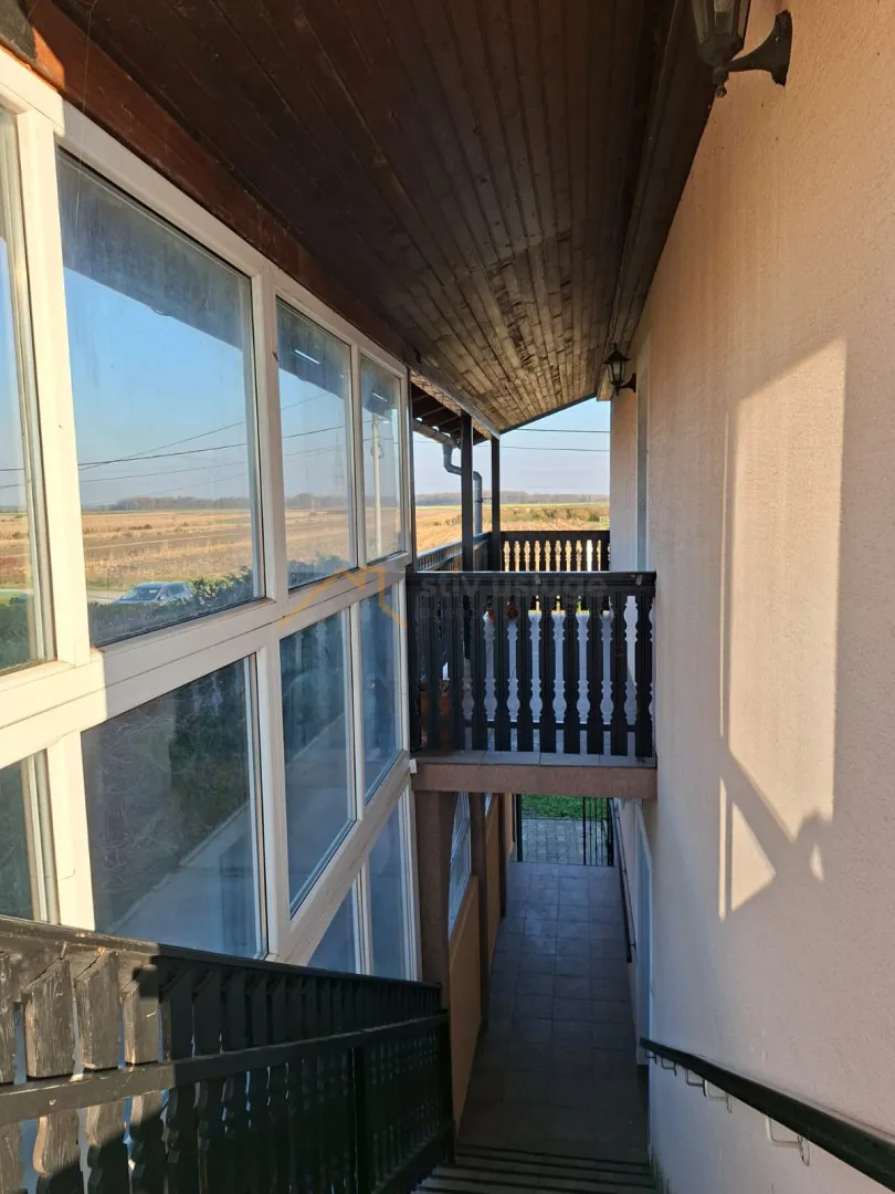 kuća, rugvica, posavska ulica 270 m2 - slika 7