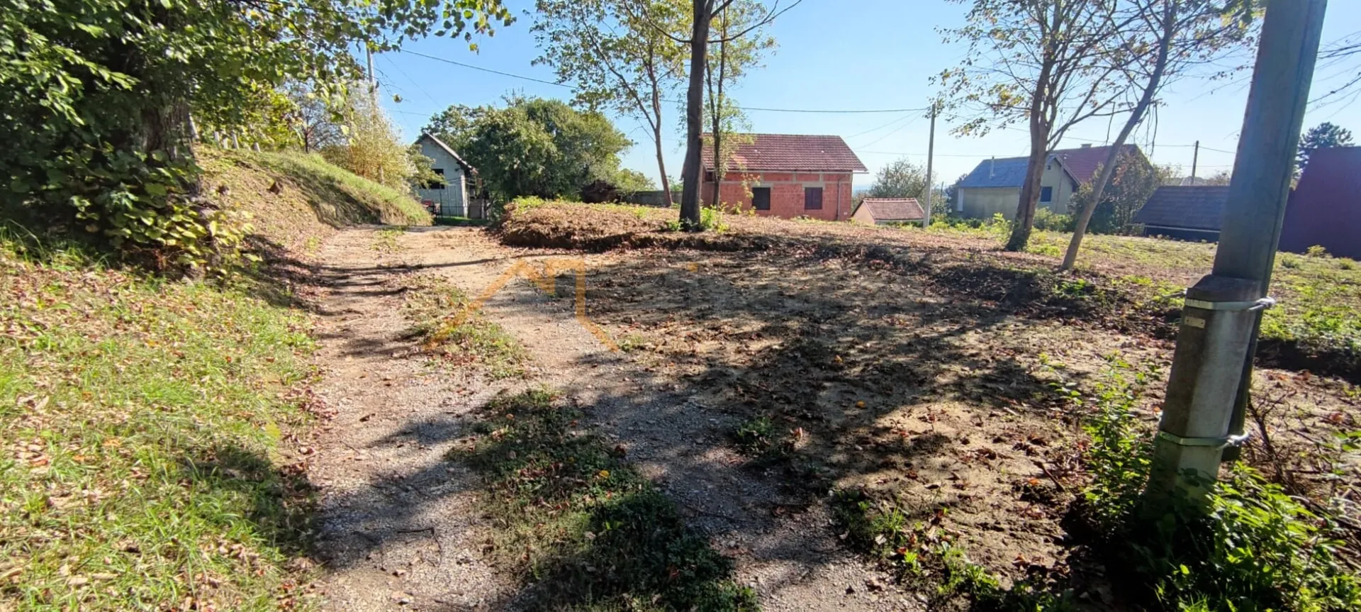 parcela 1.094 m² s građevinskom dozvolom za vikendicu – hrebinec - slika 4