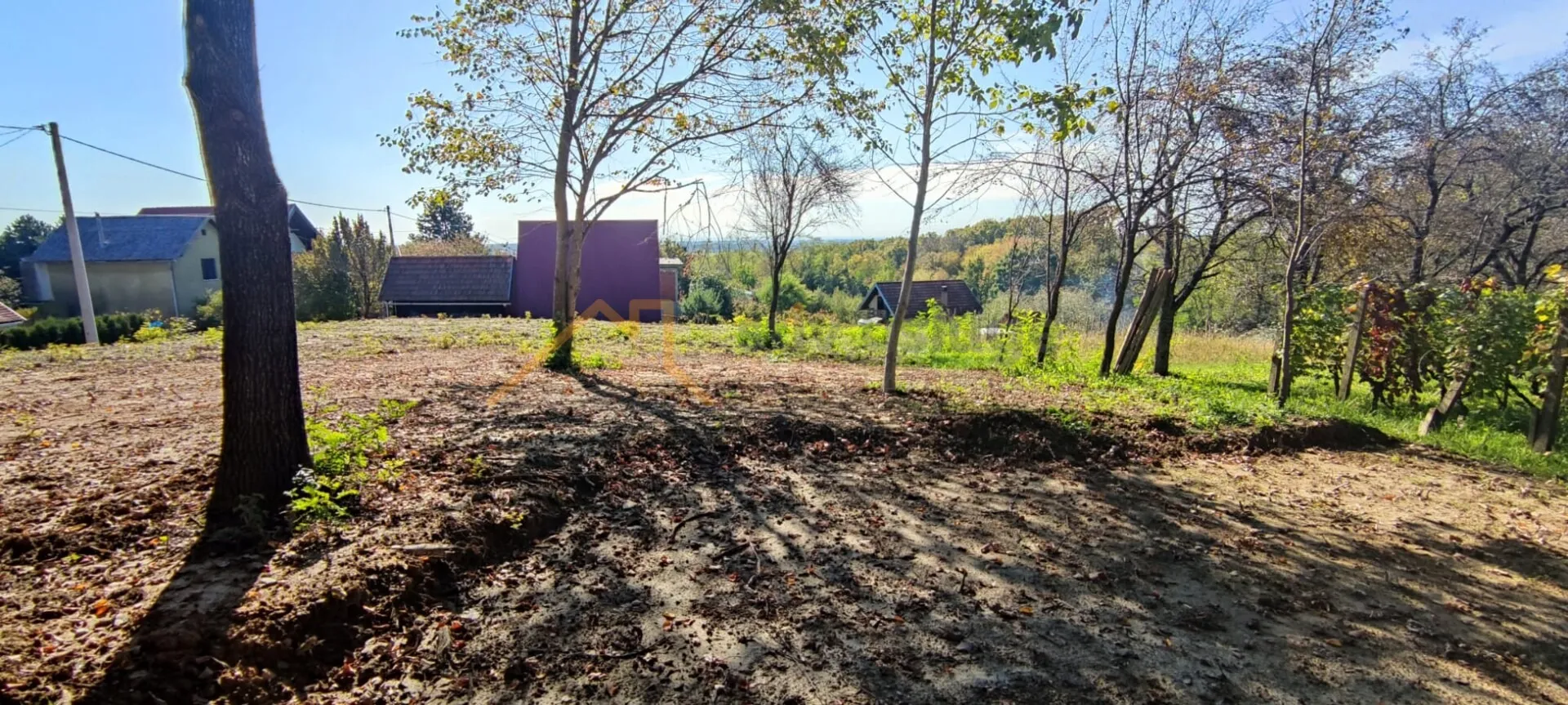 parcela 1.094 m² s građevinskom dozvolom za vikendicu – hrebinec - slika 5