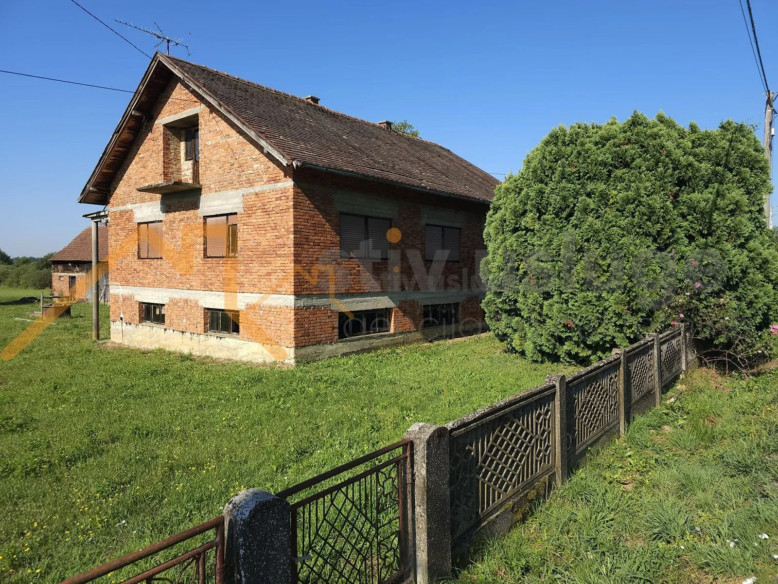 Obiteljsko imanje, Hrebincu, Hrebinečka cesta - Hrebinec, Brckovljani