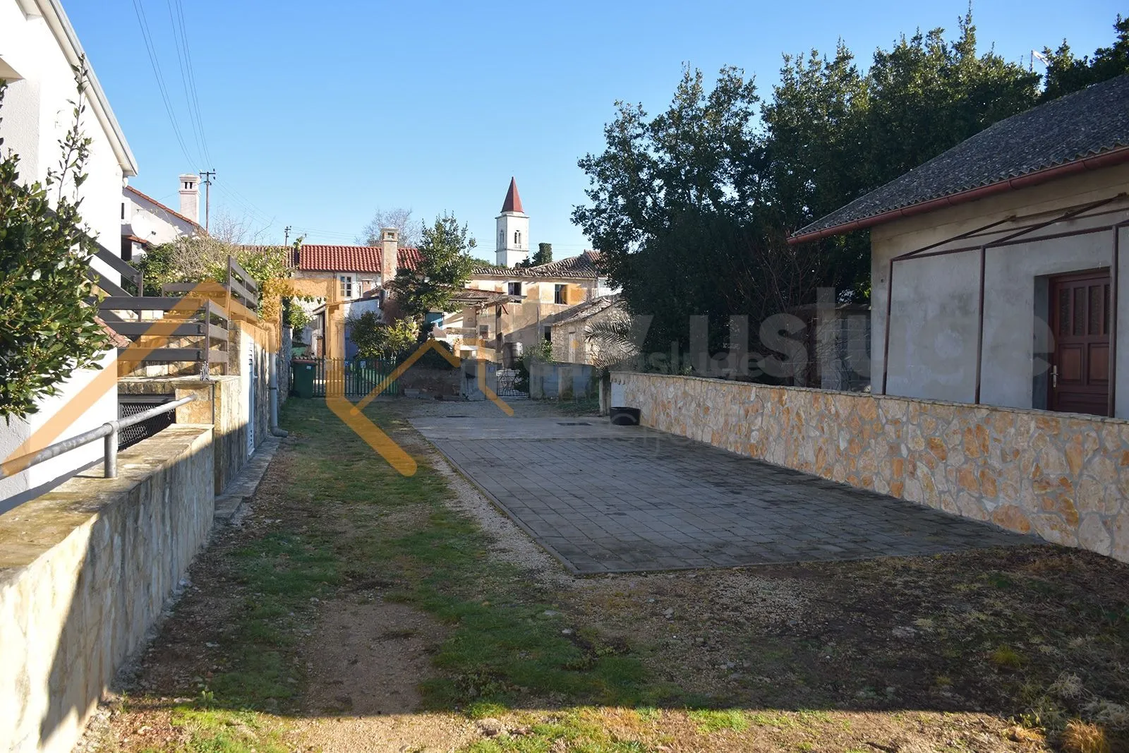 kuća, ugljan, ulica gruh 132 m2 - slika 2