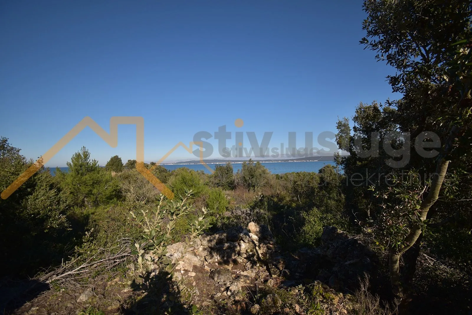 zemljište prodaja banj 740 m2 - slika 4