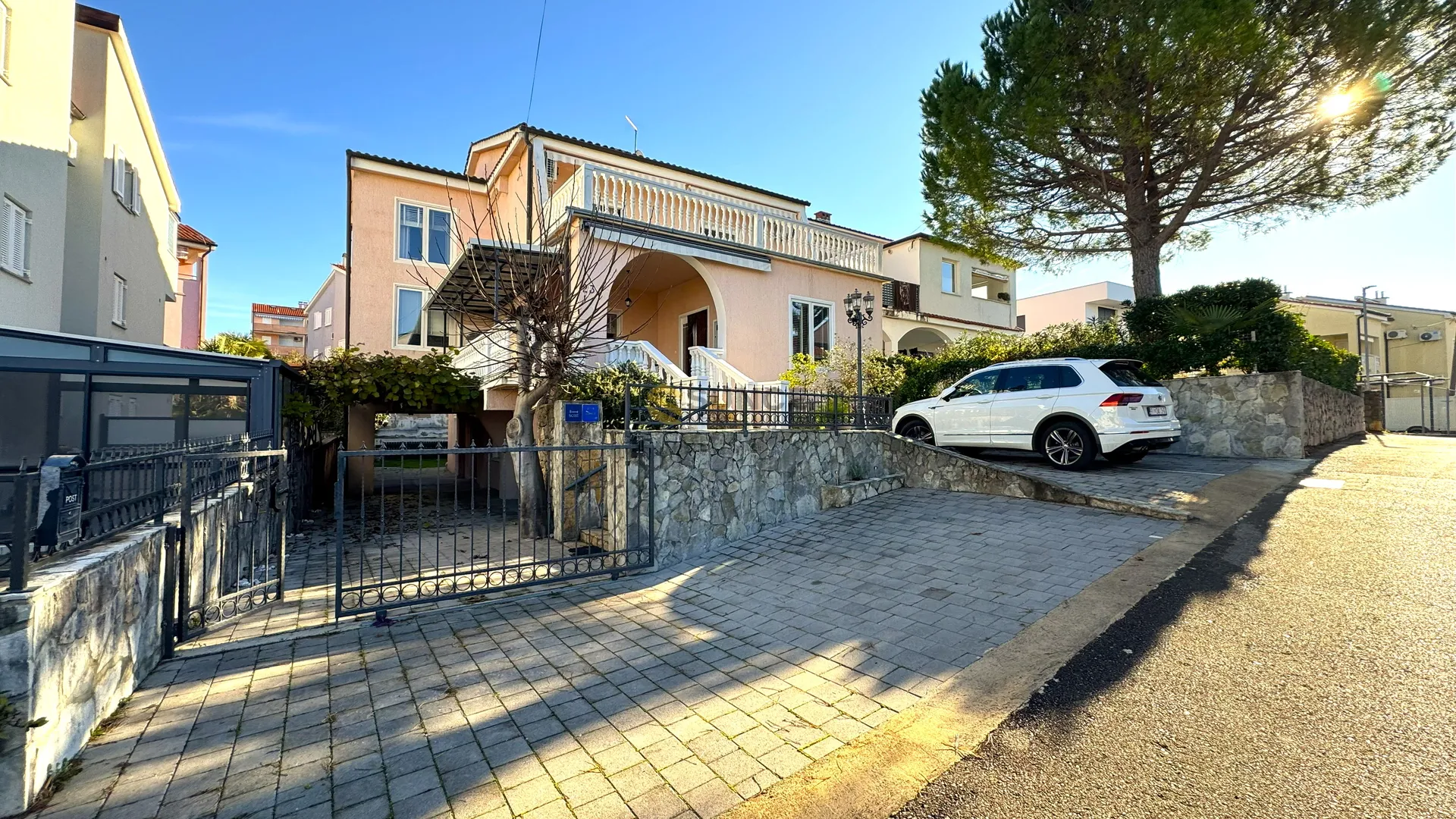 malinska dvojna kuća blizu centra i plaže! - slika 22