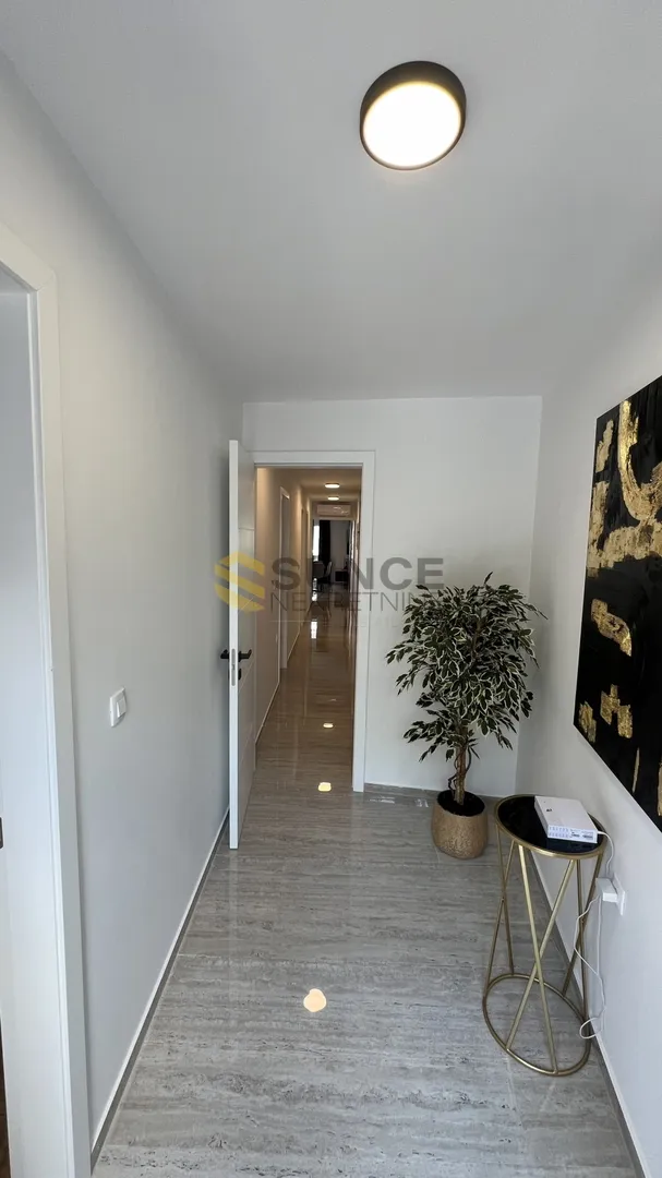malinska vantačići namješten apartman sa pogledom i bazenom! - slika 12
