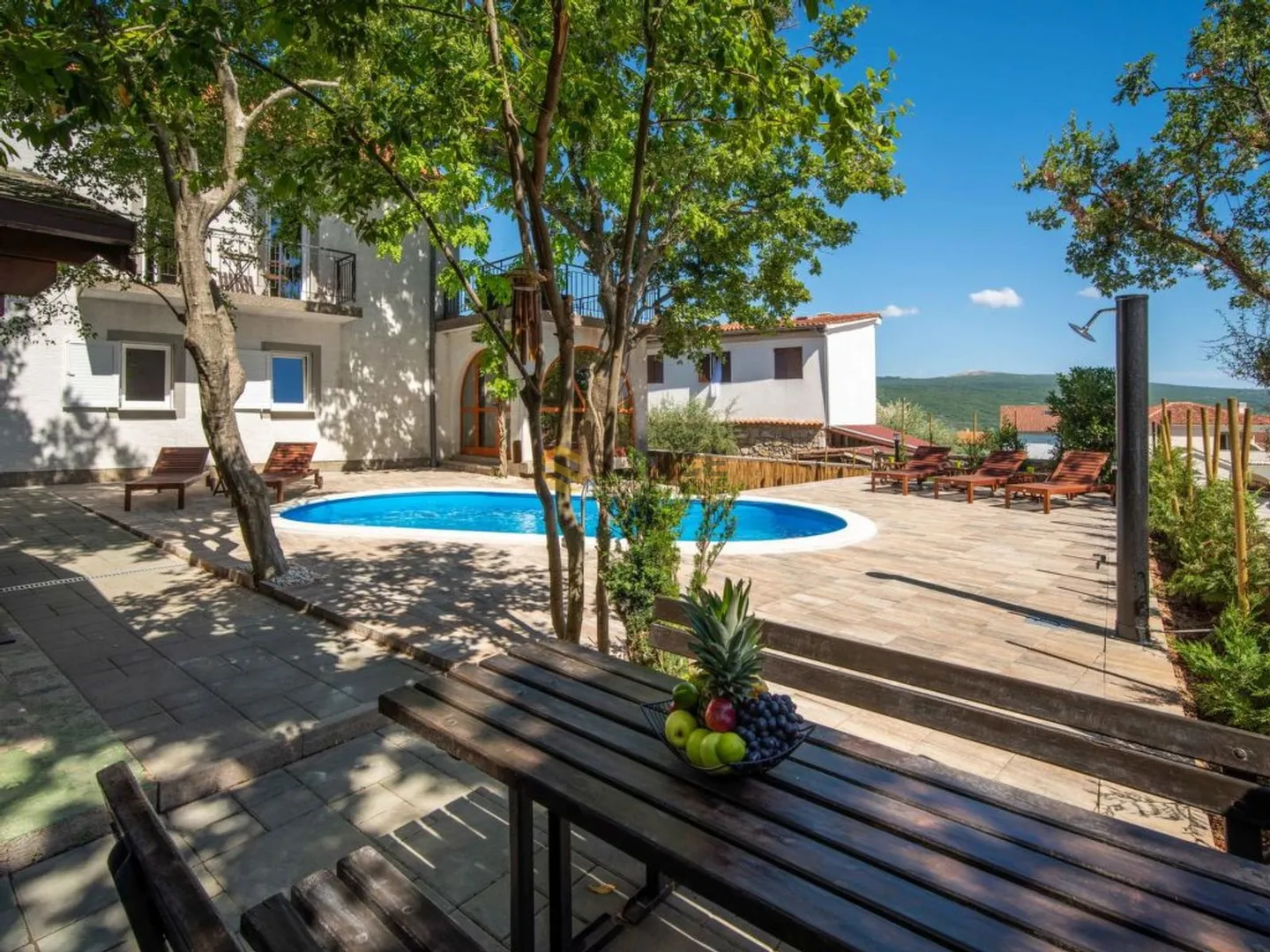 otok krk, kornić samostojeća kuća sa bazenom i pogledom! - slika 4