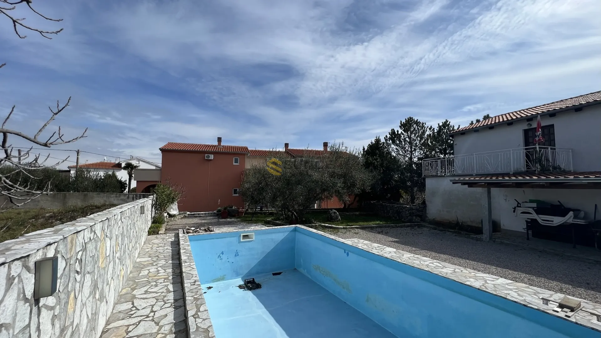 otok krk ,prodaja, samostojeća kuća za odmor s pet apartmana na lijepoj i mirnoj poziciji! - slika 6