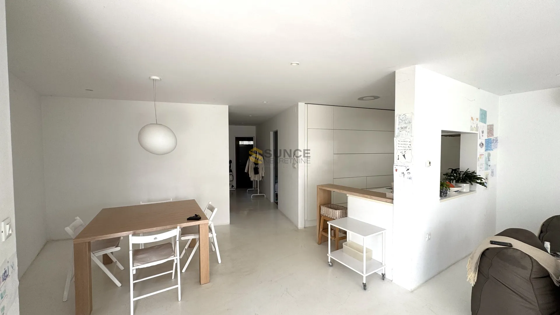 grad krk apartman u prizemlju od 91m2 sa vlastitim vrtom i pogledom prema moru! - slika 2