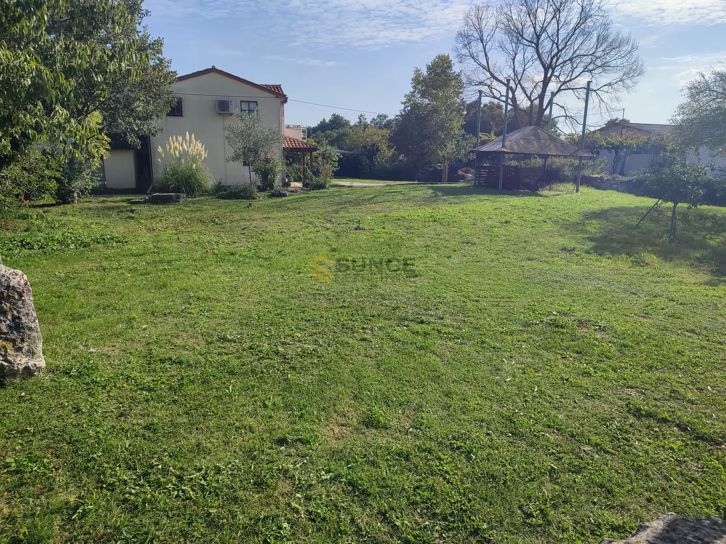 istra, svetvičenat , prekrasno građevinsko zemljište od 715m2, idealno za kuću za odmor! - slika 4