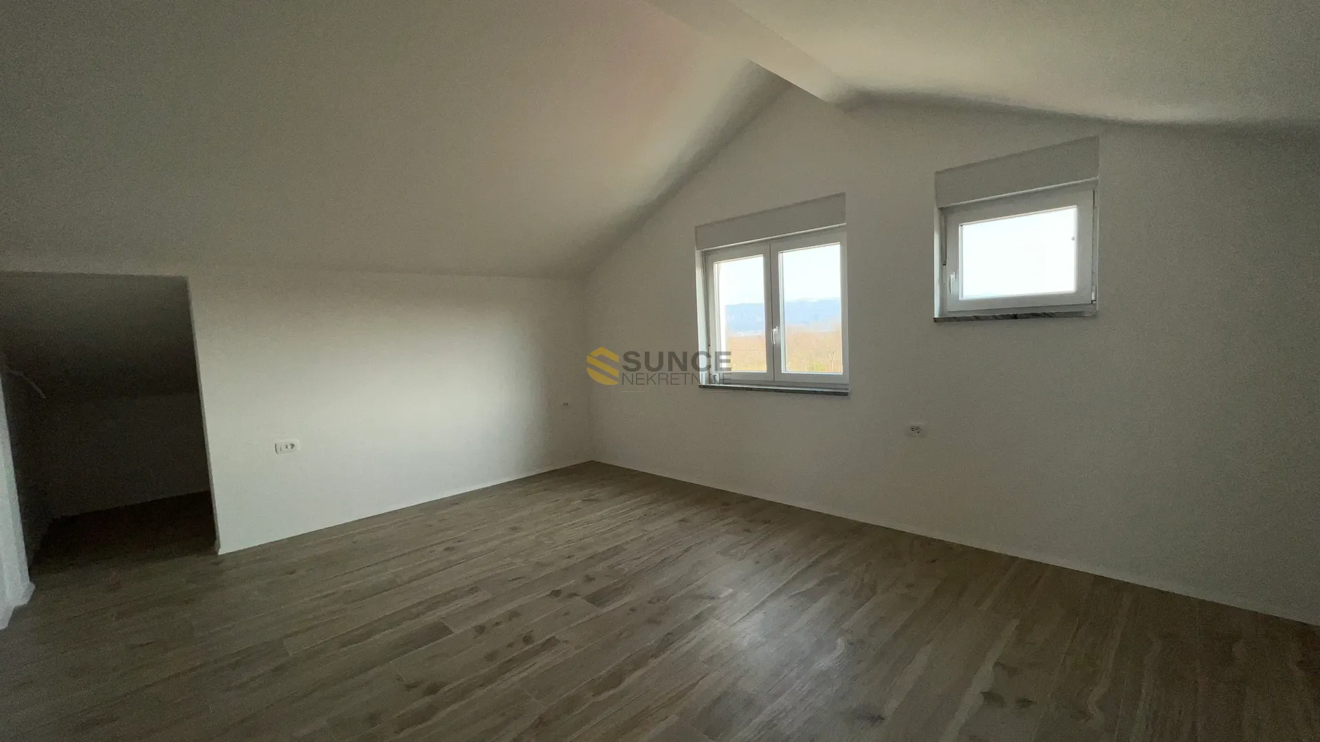 novo! otok krk, malinska, samostojeća vila s pogledom na more! - slika 7