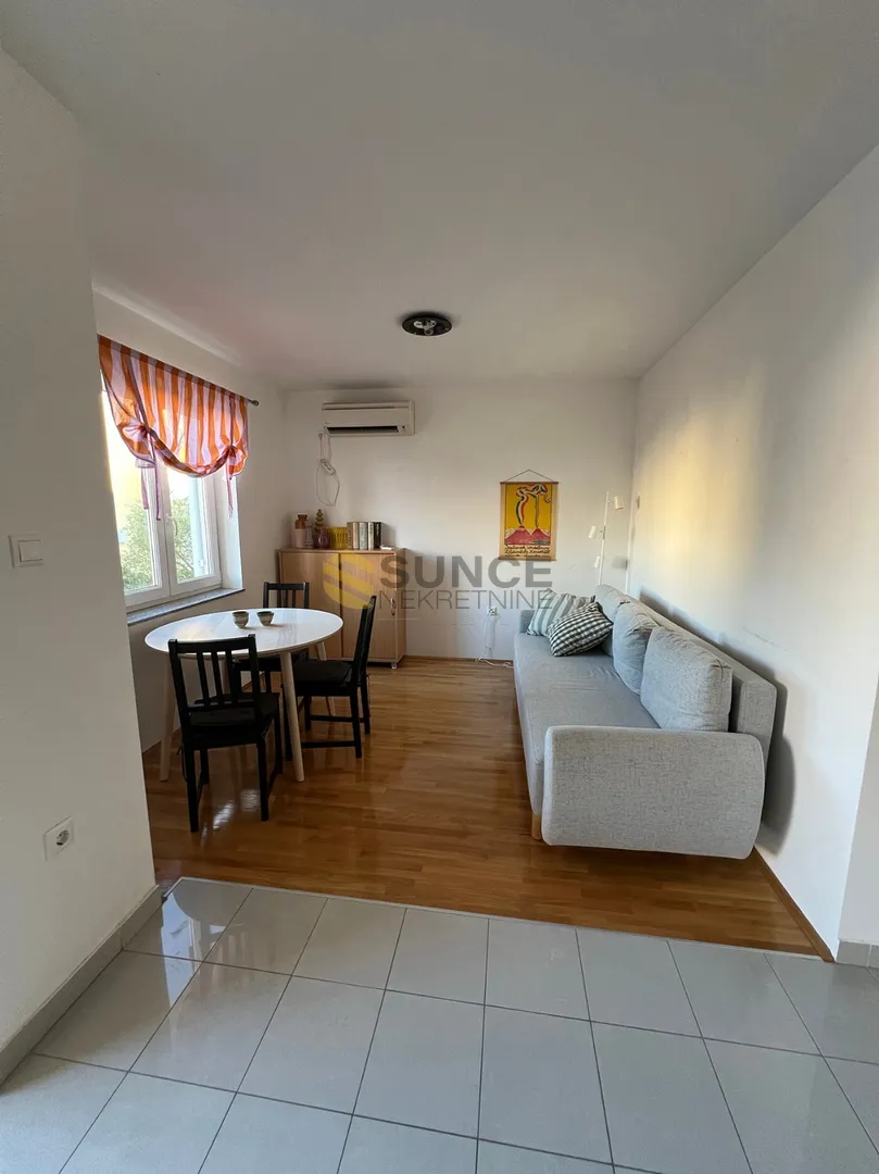 malinska stan od 54m2 na svega 200m od mora! - slika 2