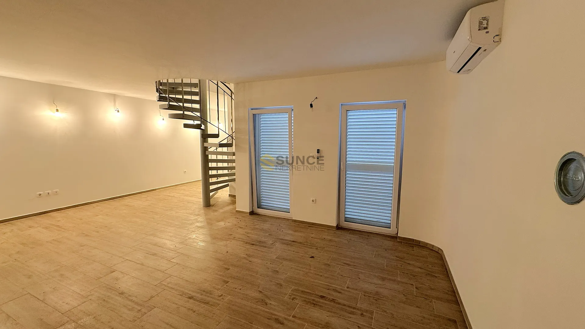 malinska, dvoetažni apartman od 88 m2 na odličnoj poziciji! - slika 10